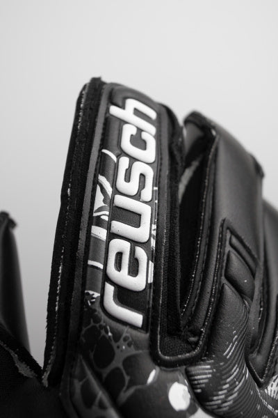 Reusch ATTRAKT INFINITY RESISTOR ADAPTIVEFLEX Adult 23`