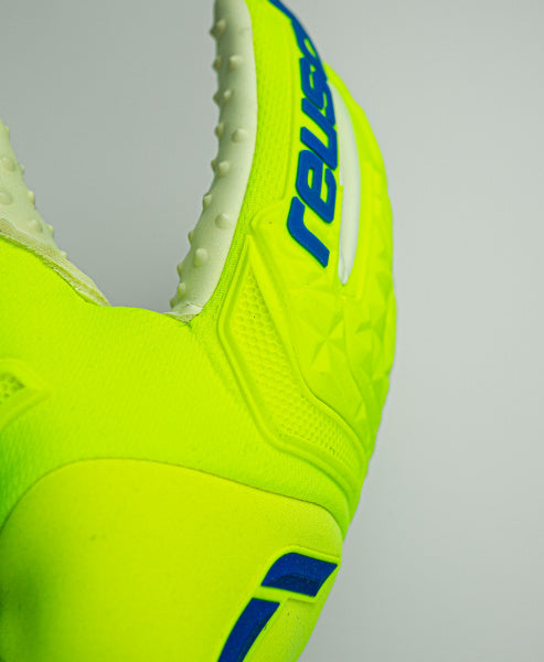 Reusch Attrakt Freegel Speedbump ORTHO-TEC 22'*
